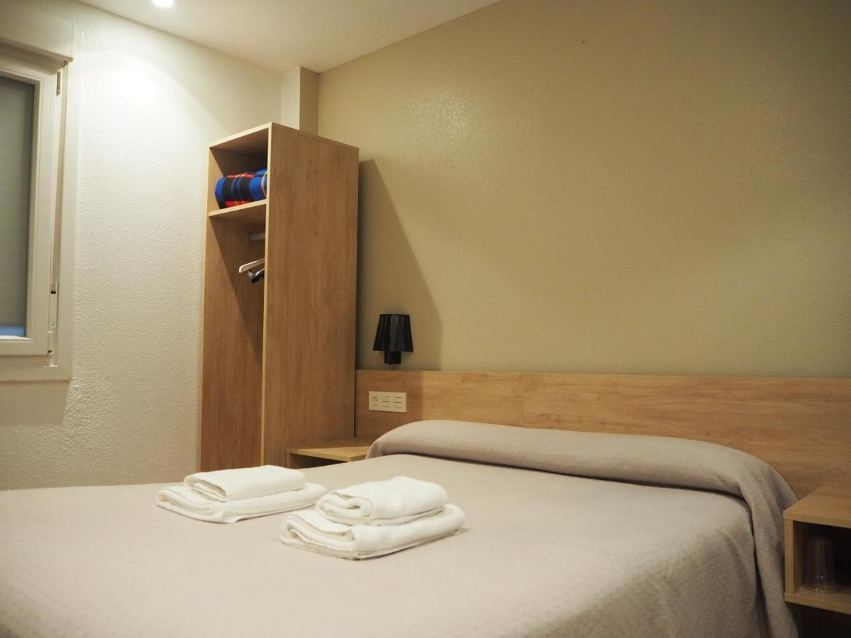 Pension Acella Pamplona Exterior foto