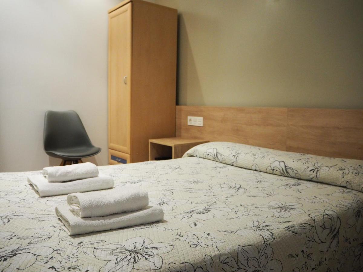Pension Acella Pamplona Exterior foto