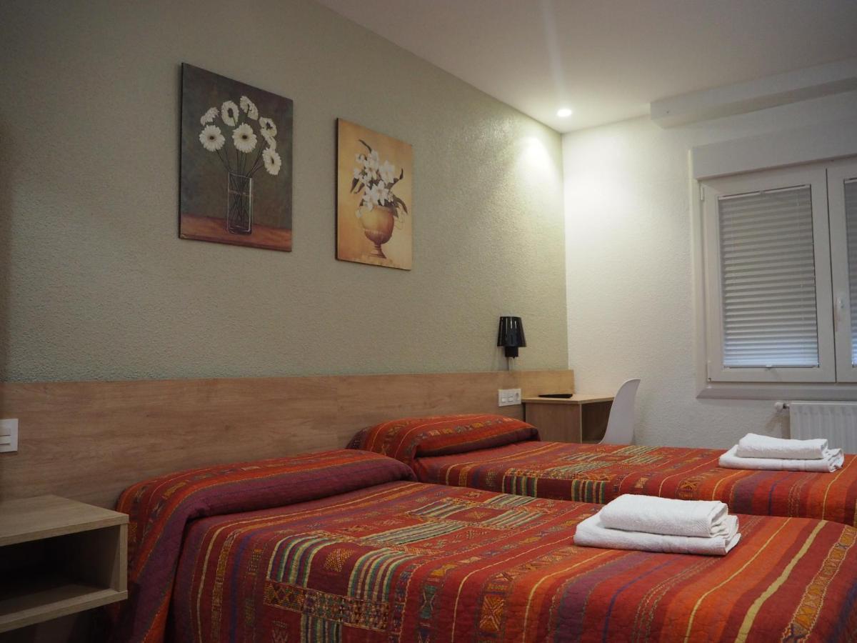 Pension Acella Pamplona Exterior foto