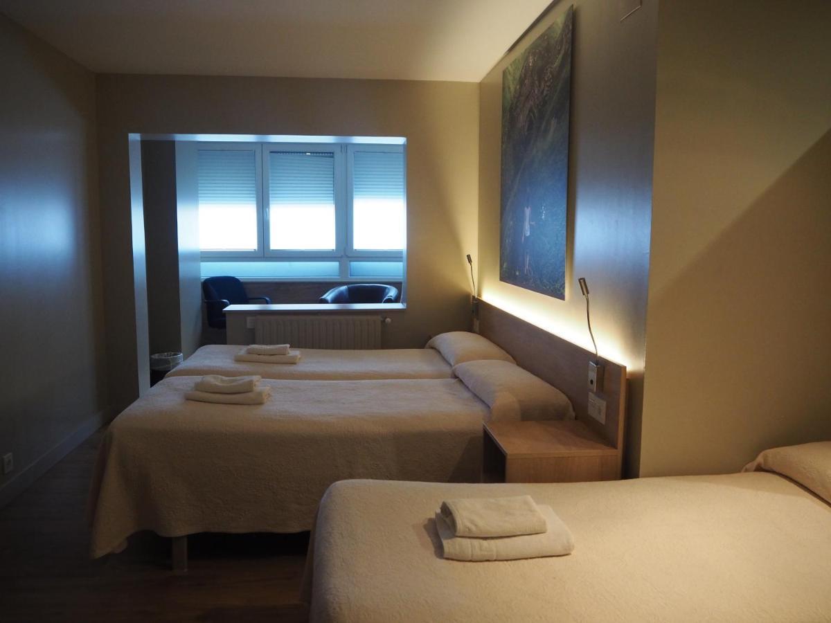 Pension Acella Pamplona Exterior foto